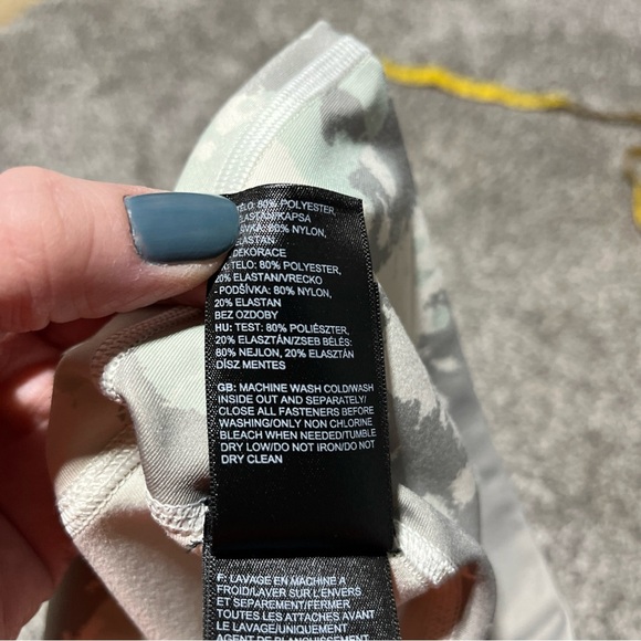 The North Face Women’s Motivation High Rise 7/8 Pocket Tights S - Picture 11 of 14